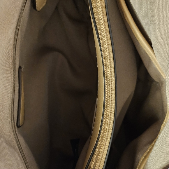 Nanette Lepore Crossbody Purse Tan and White Gingham with Card Case - Picture 5 of 10